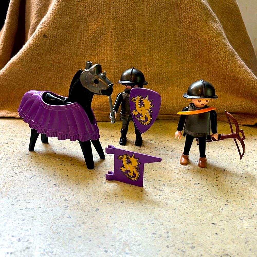 Playmobil knight set